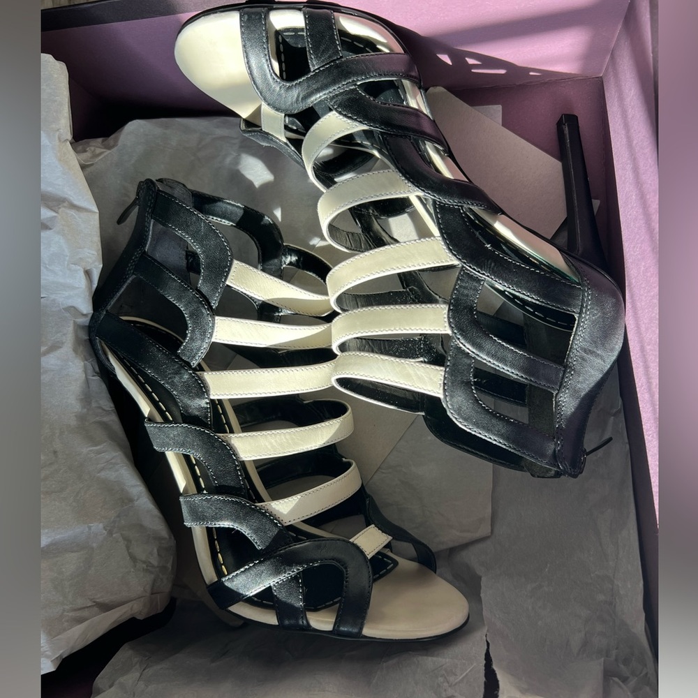 Enzo Angiolini Leather Strappy Caged Heel Black and White 8